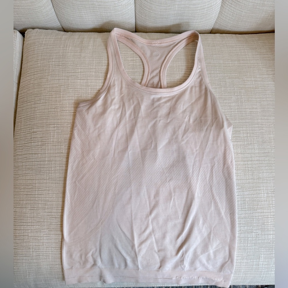 Lululemon Tank, size: 6